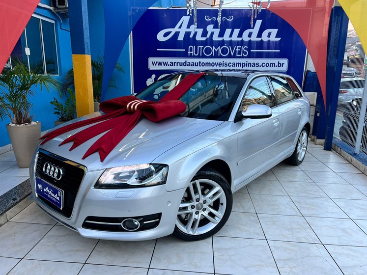 Audi A1 2.0 TFSI Quattro 256cv 3p 2013 em Campinas - SP